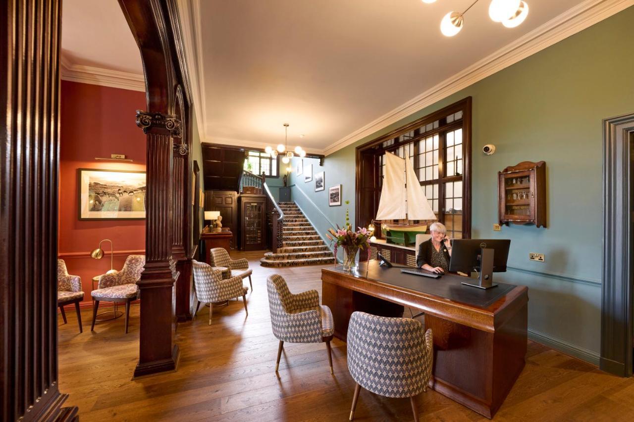 ברורה Royal Marine Hotel מראה חיצוני תמונה